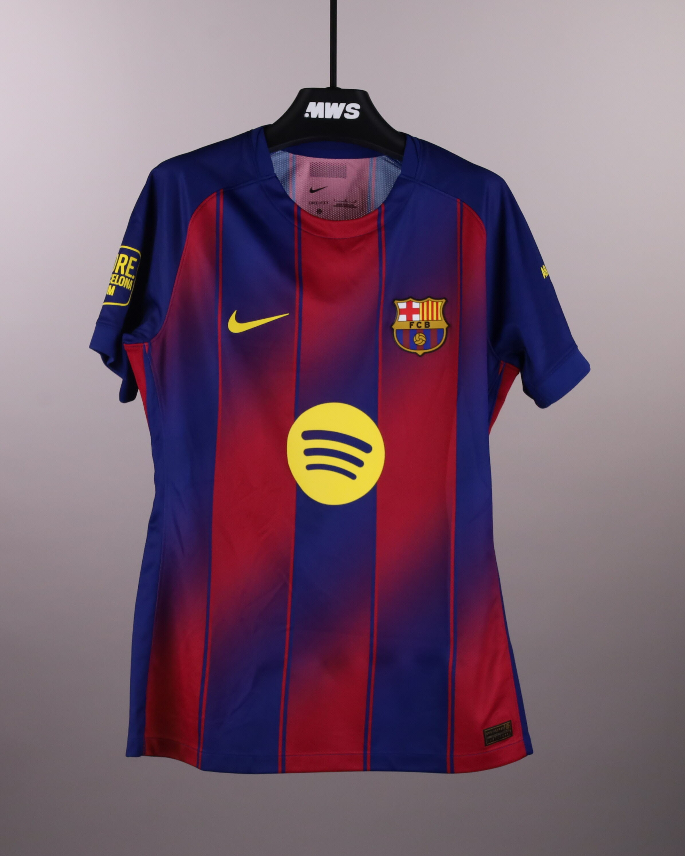 Carles Puyol | MatchWornShirt