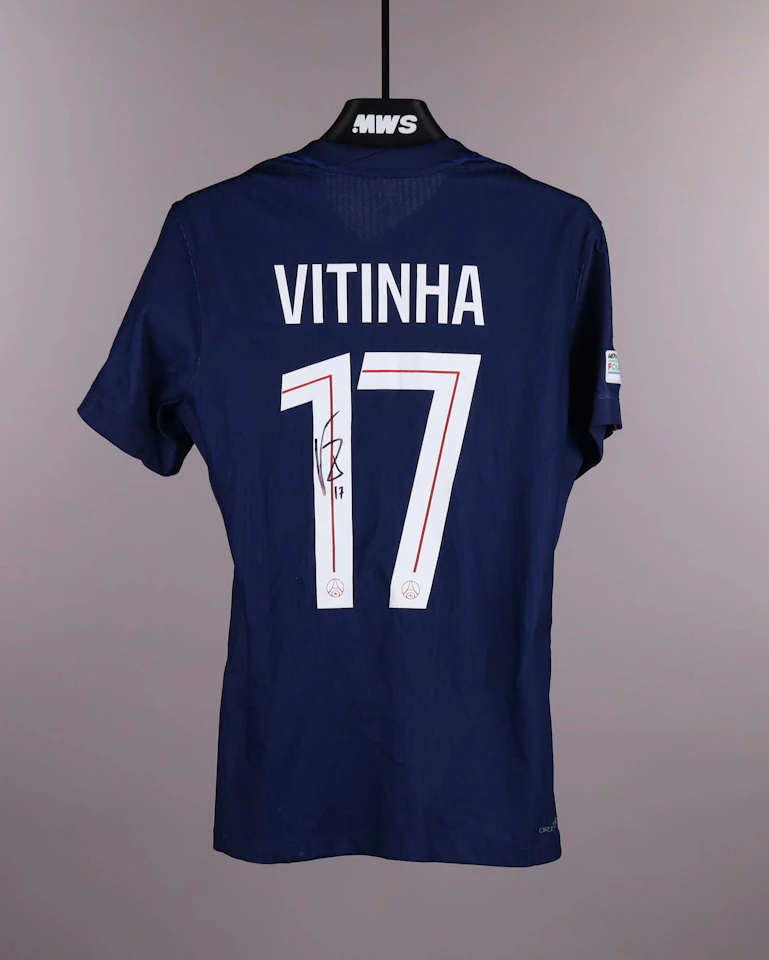 Camisola de Vitinha, Paris Saint-Germain