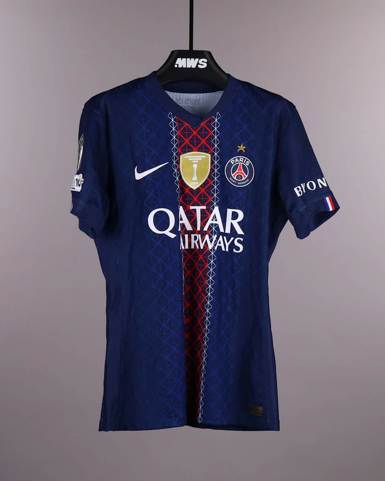 Camisola de Vitinha, Paris Saint-Germain