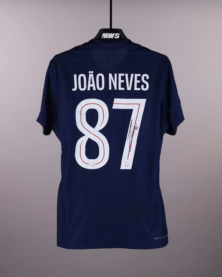João Neves Paris Saint-Germain shirt