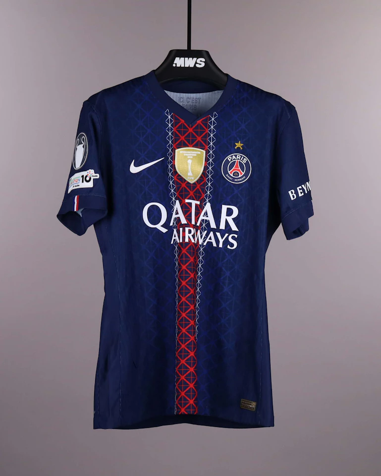 Ibrahim Mbaye Paris Saint-Germain camisa.