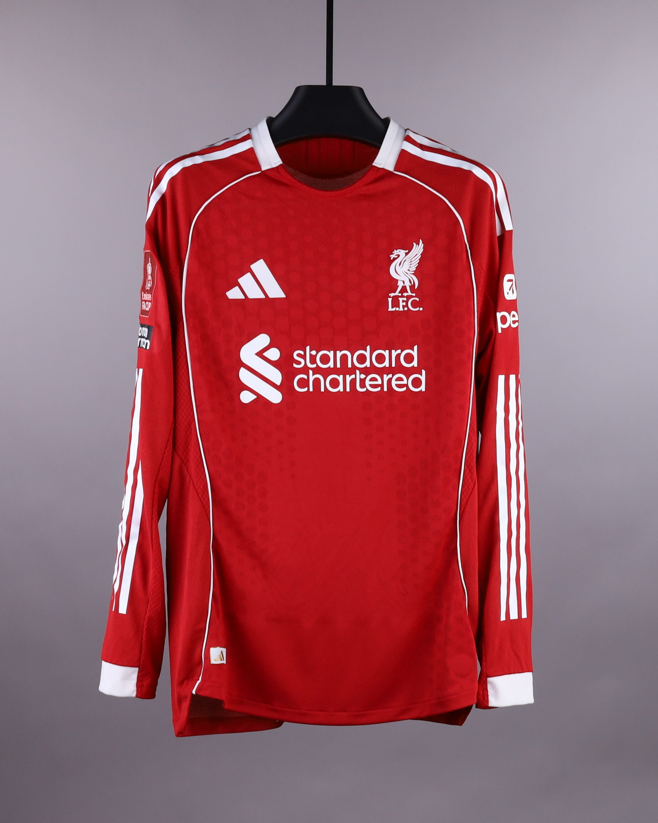 Encontre Camisola de futebol autografado(a) autêntico(a) de