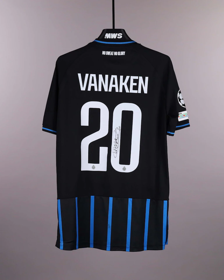 Hans Vanaken Club Brugge shirt
