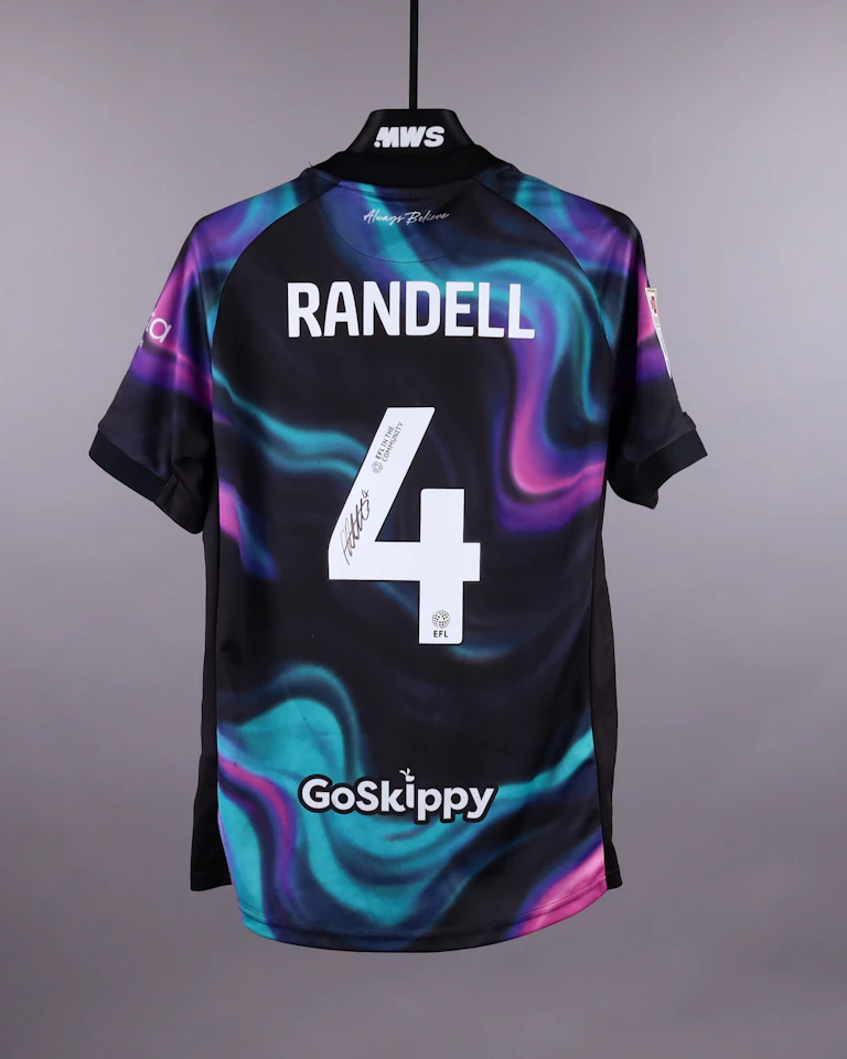 Adam Randell Bristol City jersey