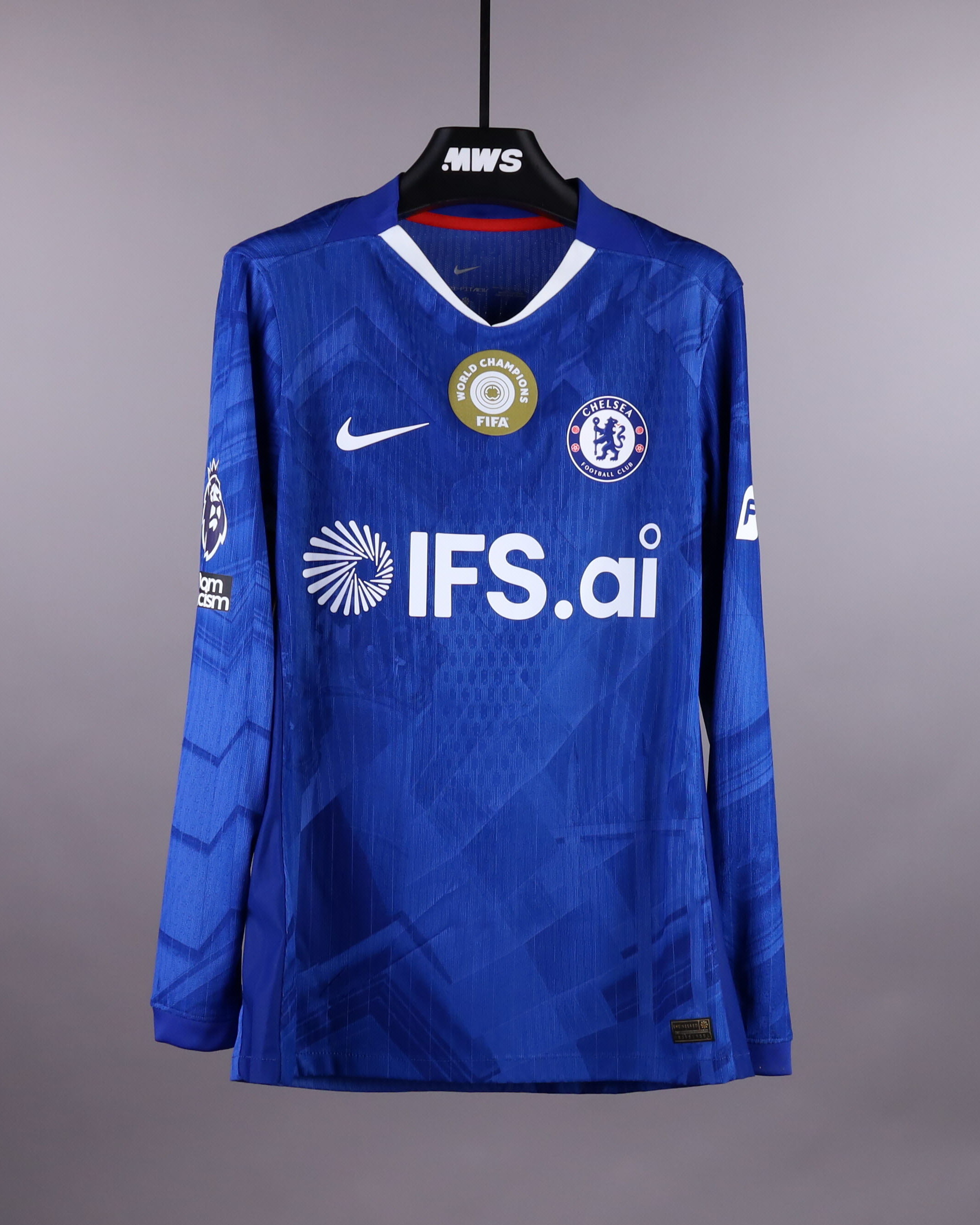 Enzo Fernández Chelsea jersey