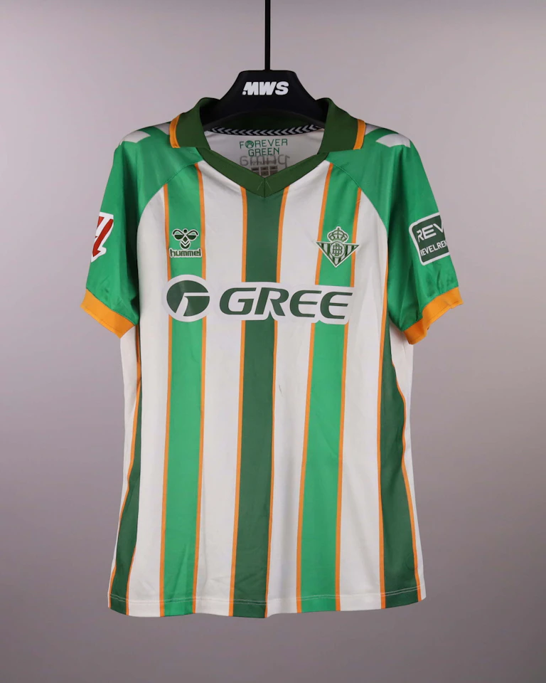 来自Real Betis的Pablo Fornals球衣