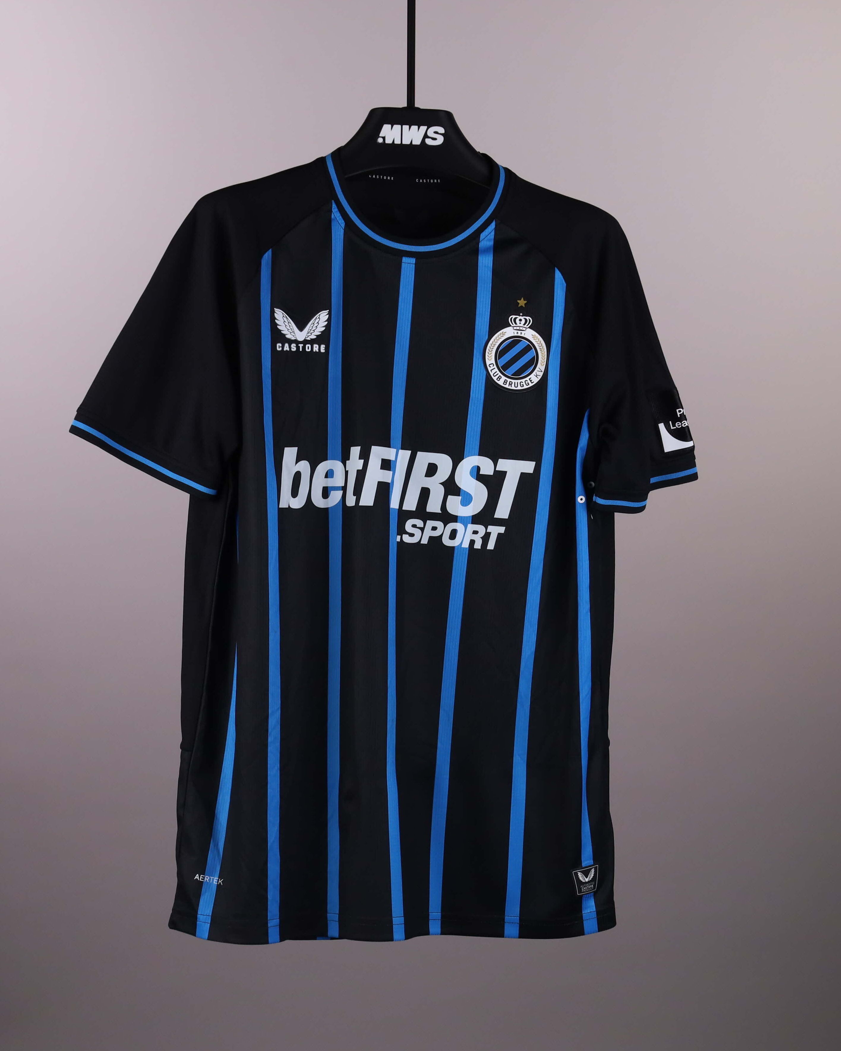 Hans Vanaken Club Brugge shirt