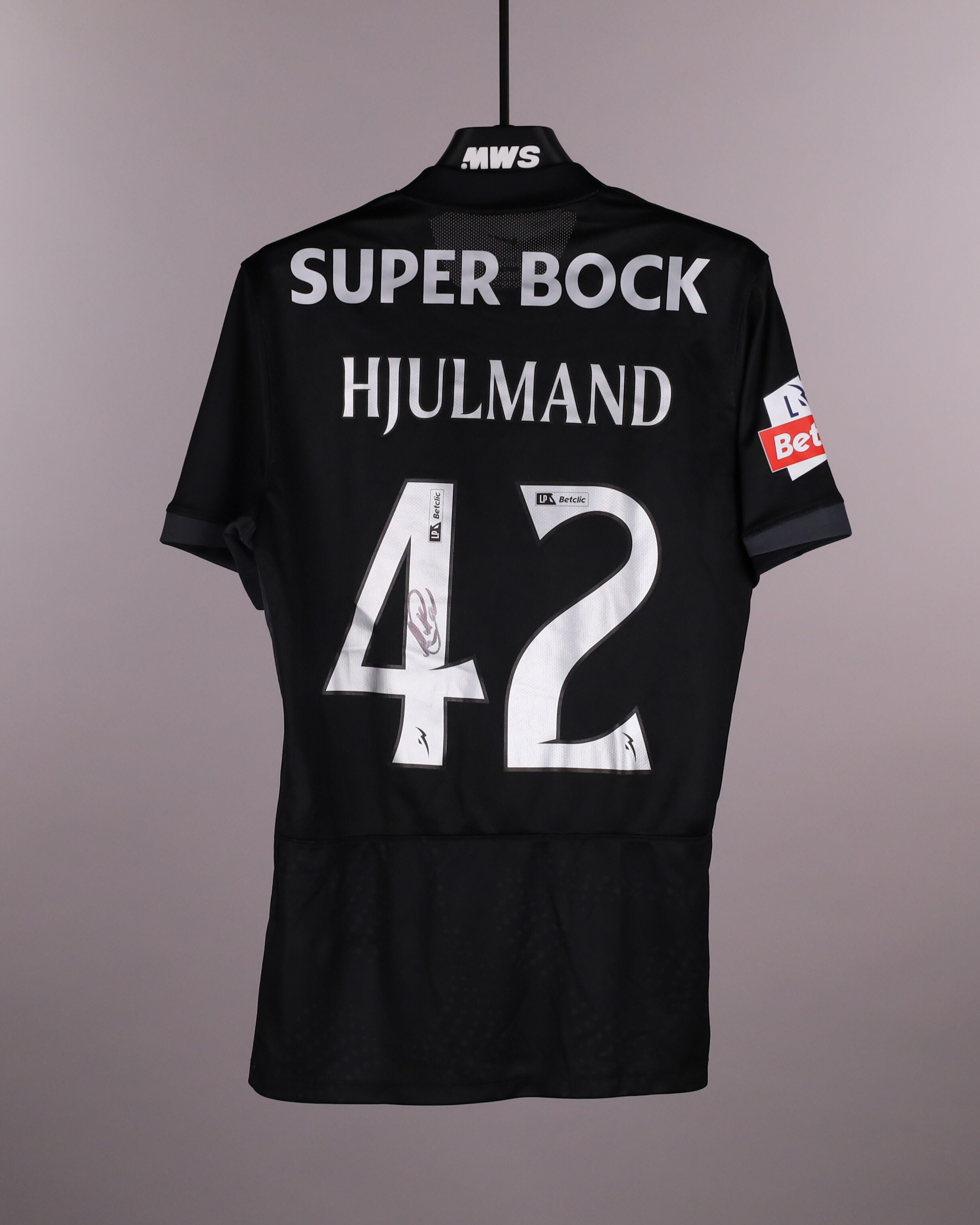 Morten Hjulmand Sporting CP shirt