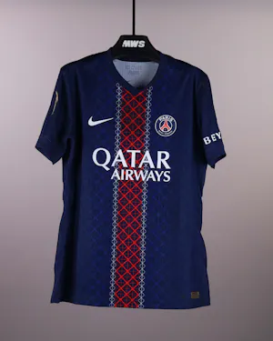 Achraf Hakimi Paris Saint-Germain shirt