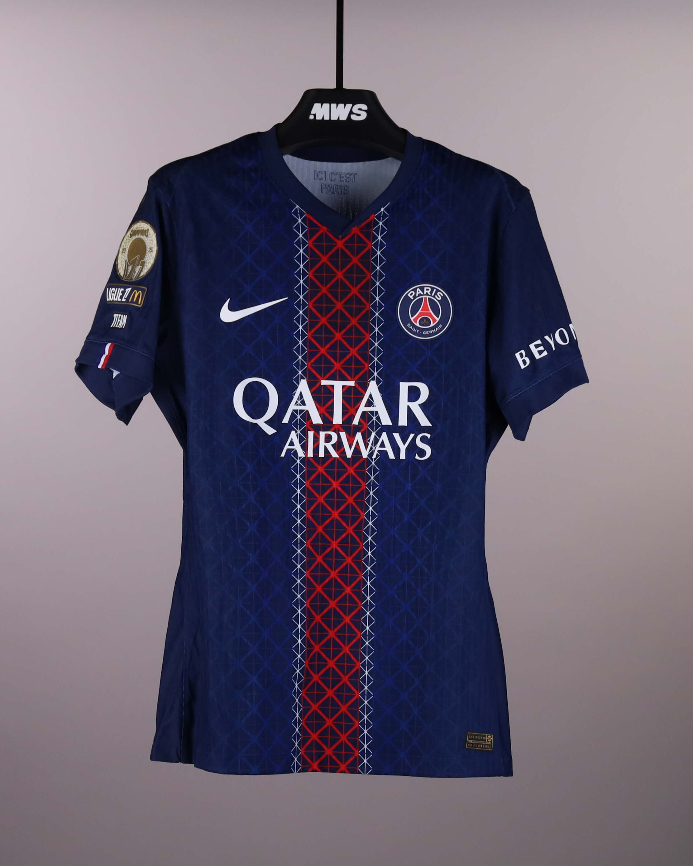 Kang-In Lee 이강인 Paris Saint-Germain shirt