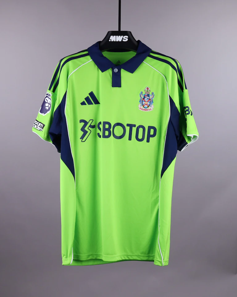 Alex Iwobi Fulham jersey