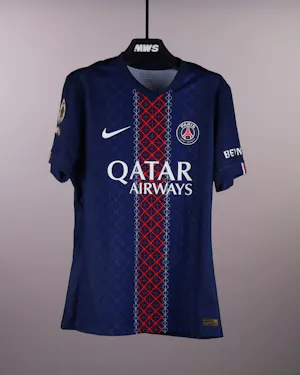 Désiré Doué Paris Saint-Germain shirt
