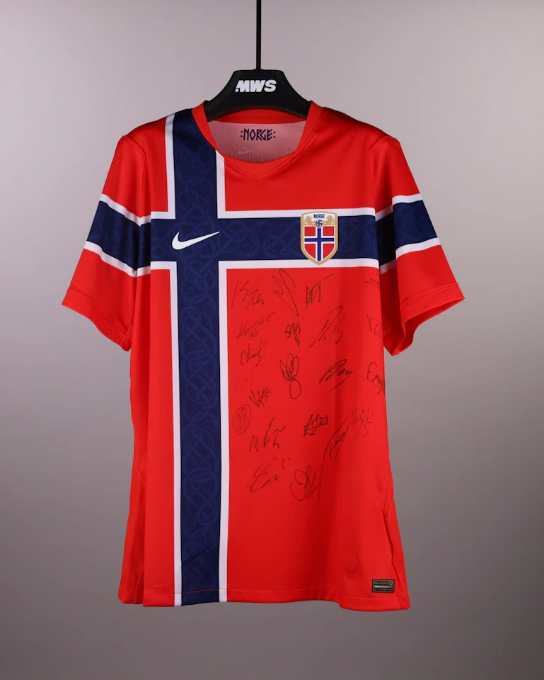 Squad Signed Shirt