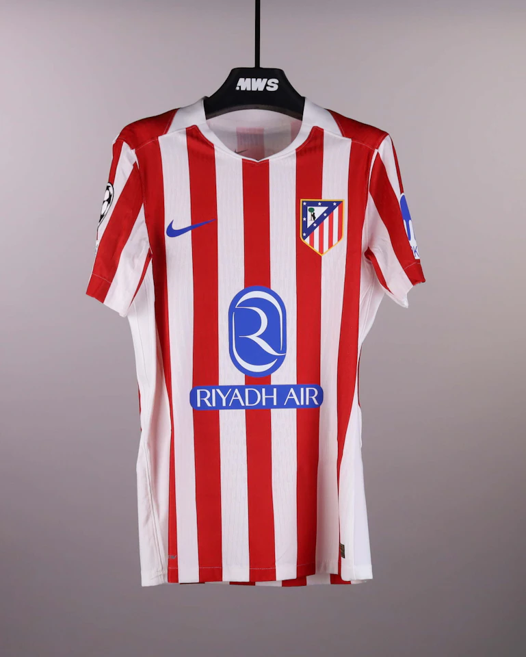 来自Atlético de Madrid的Rodrigo Mendoza球衣