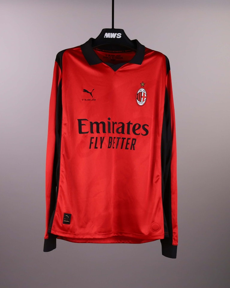 Strahinja Pavlović AC Milan shirt