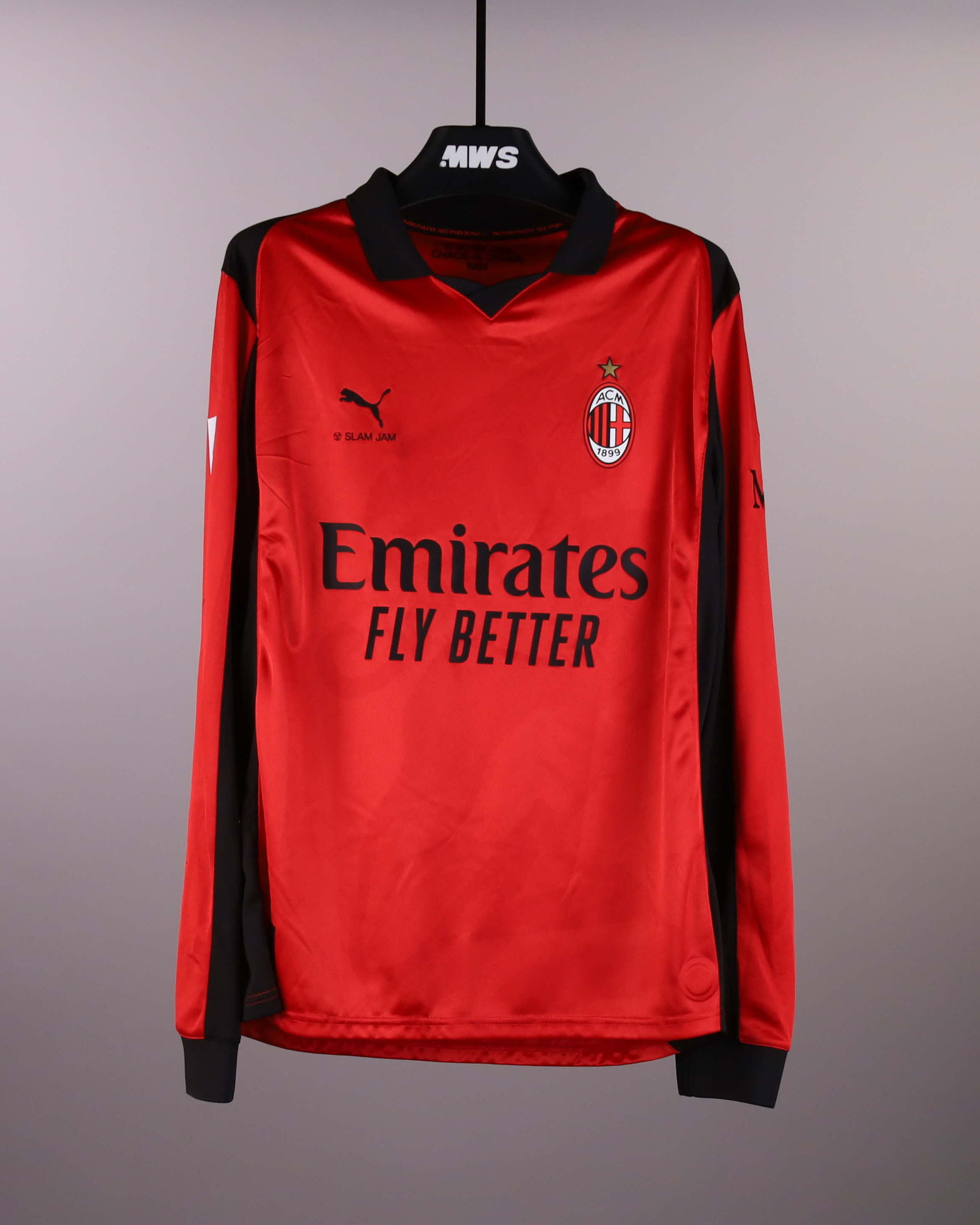 Fikayo Tomori AC Milan shirt