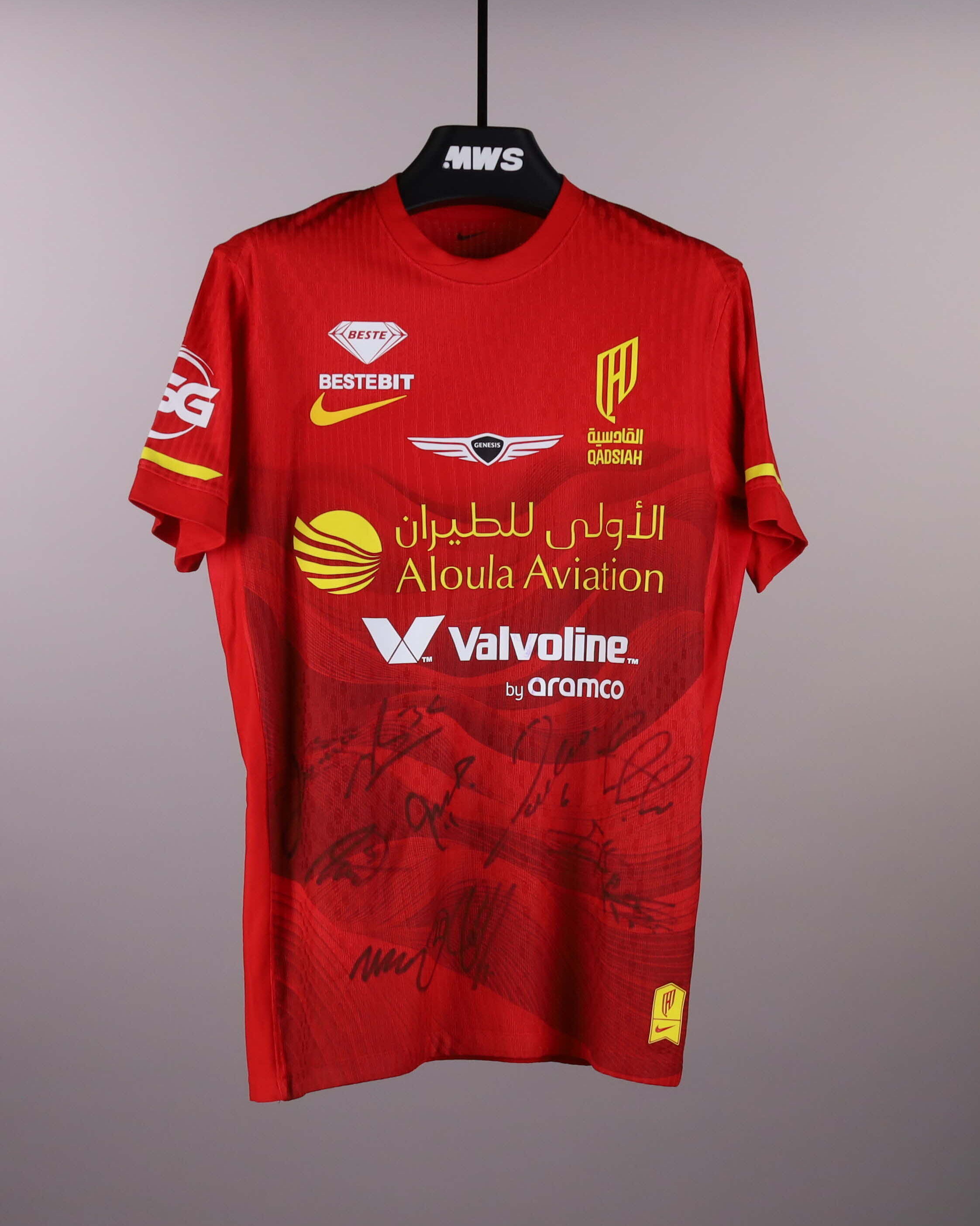 Squad Signed Shirt | Al Qadsiah