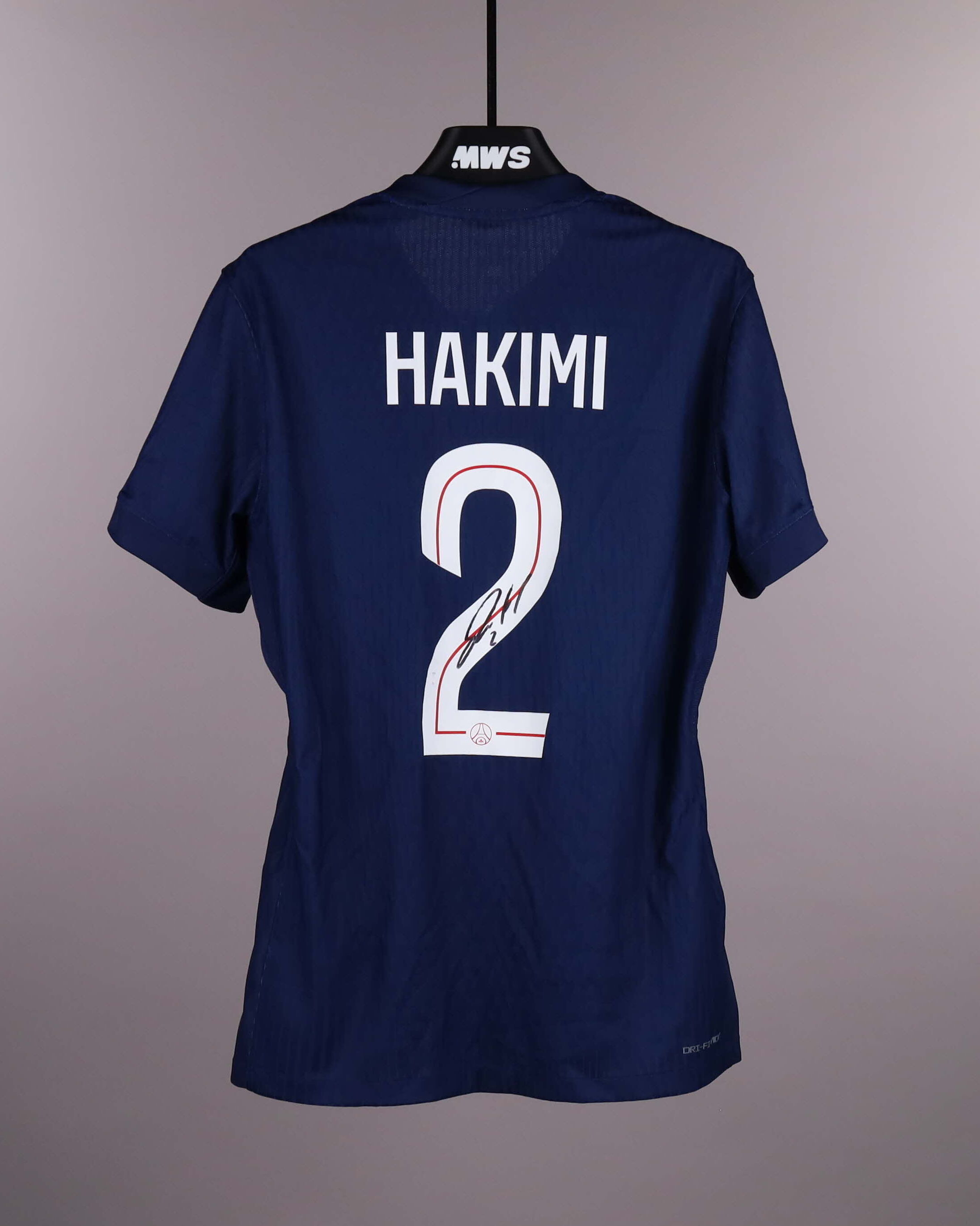 Achraf Hakimi Paris Saint-Germain shirt