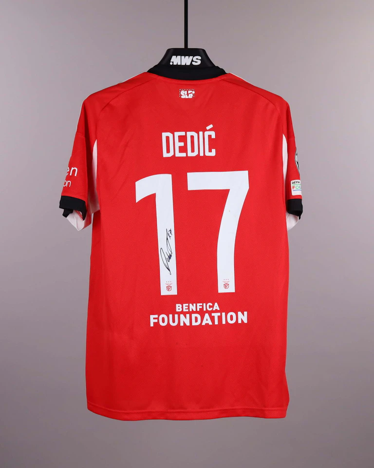 Amar Dedić SL Benfica jersey