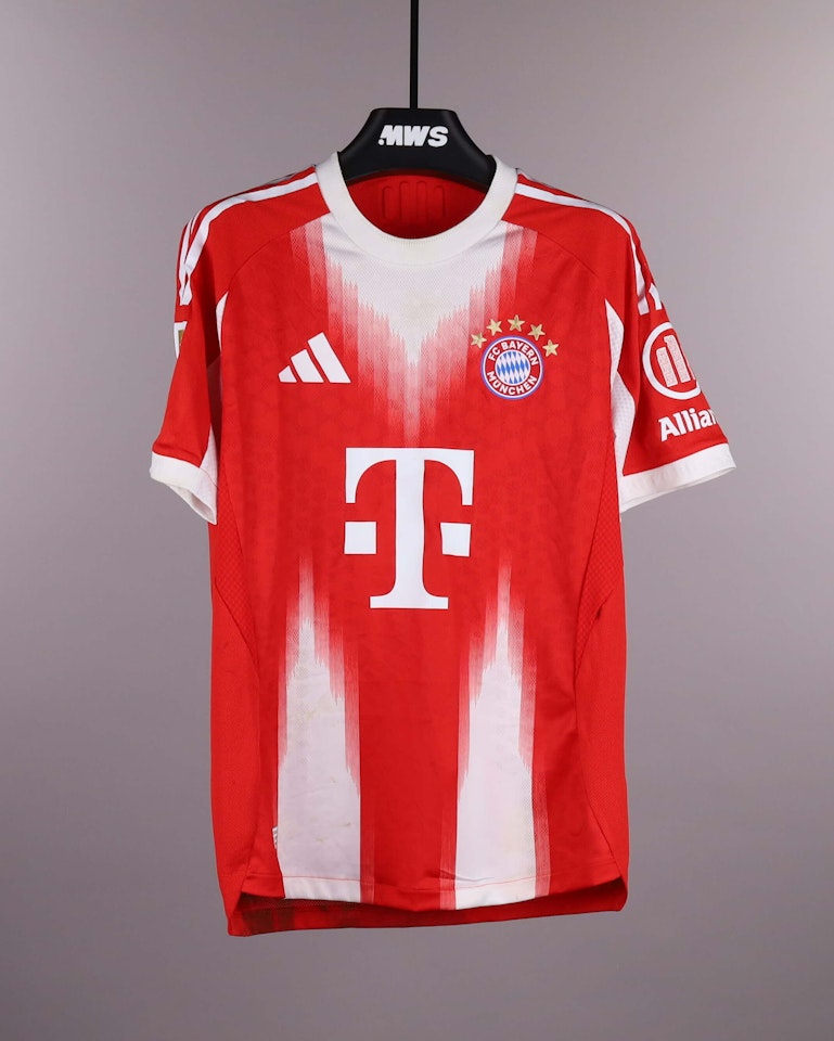 Joshua Kimmich FC Bayern München shirt