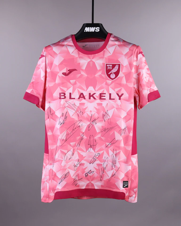 Squad Signed Shirt - 3