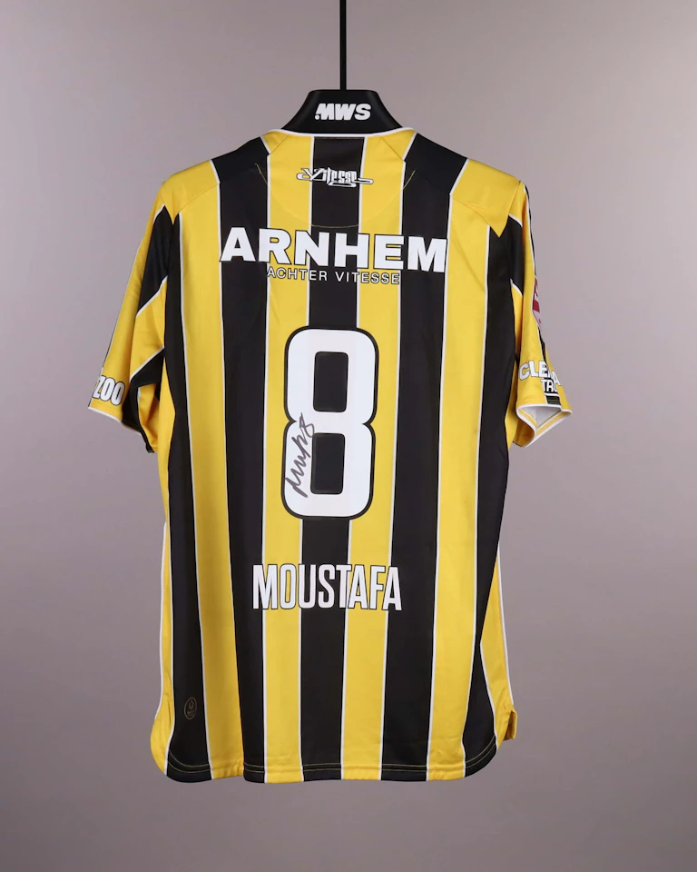 Moustafa Ashraf Moustafa Vitesse shirt