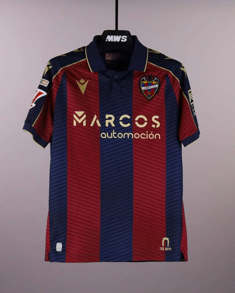 Iván Romero Levante UD jersey