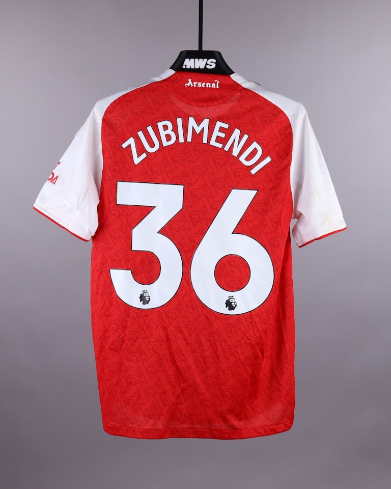 Martín Zubimendi Arsenal shirt