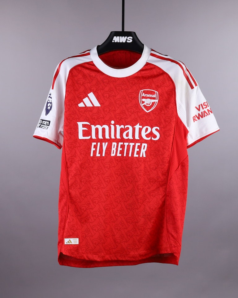 Martín Zubimendi Arsenal shirt