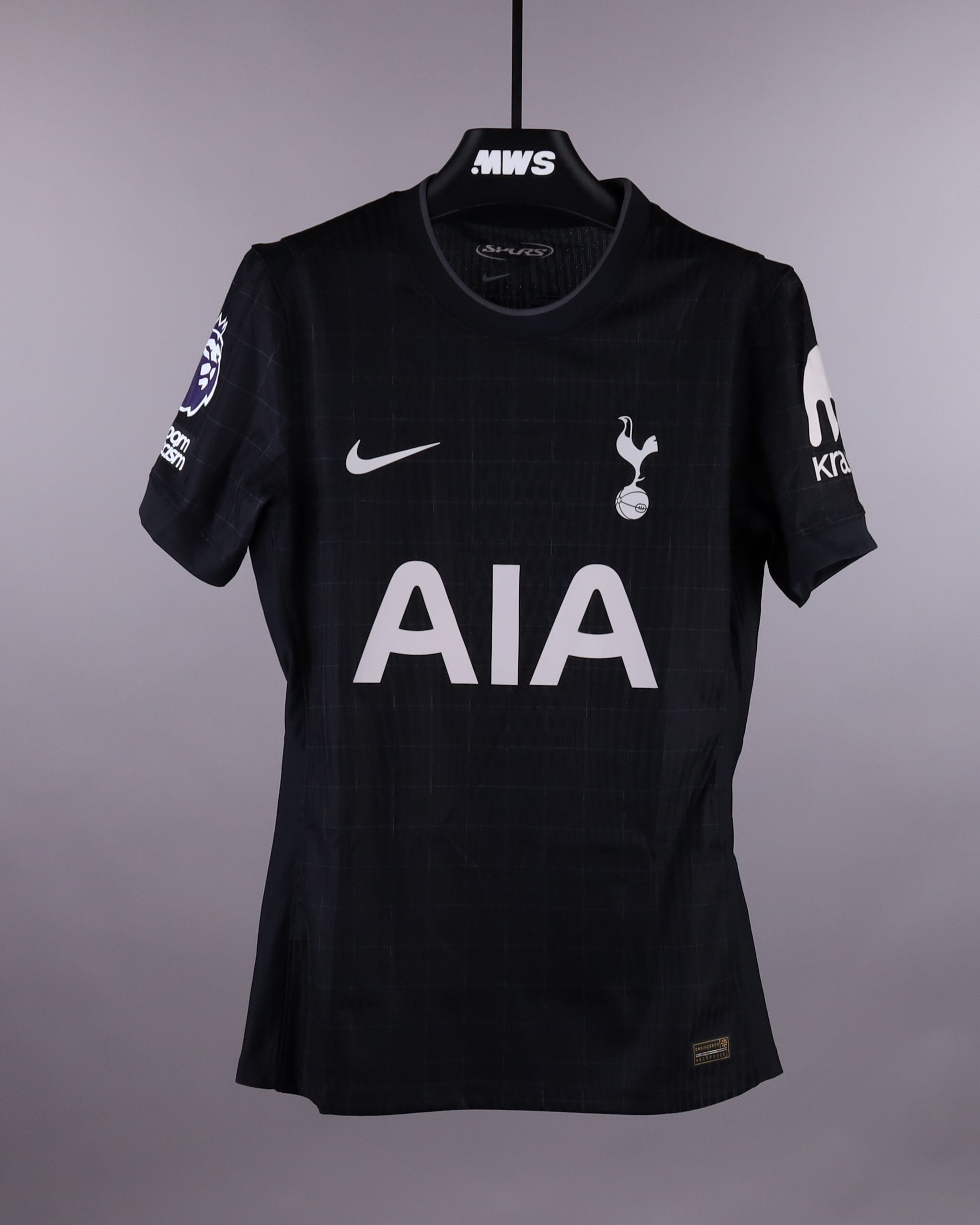 Pedro Porro Tottenham Hotspur shirt