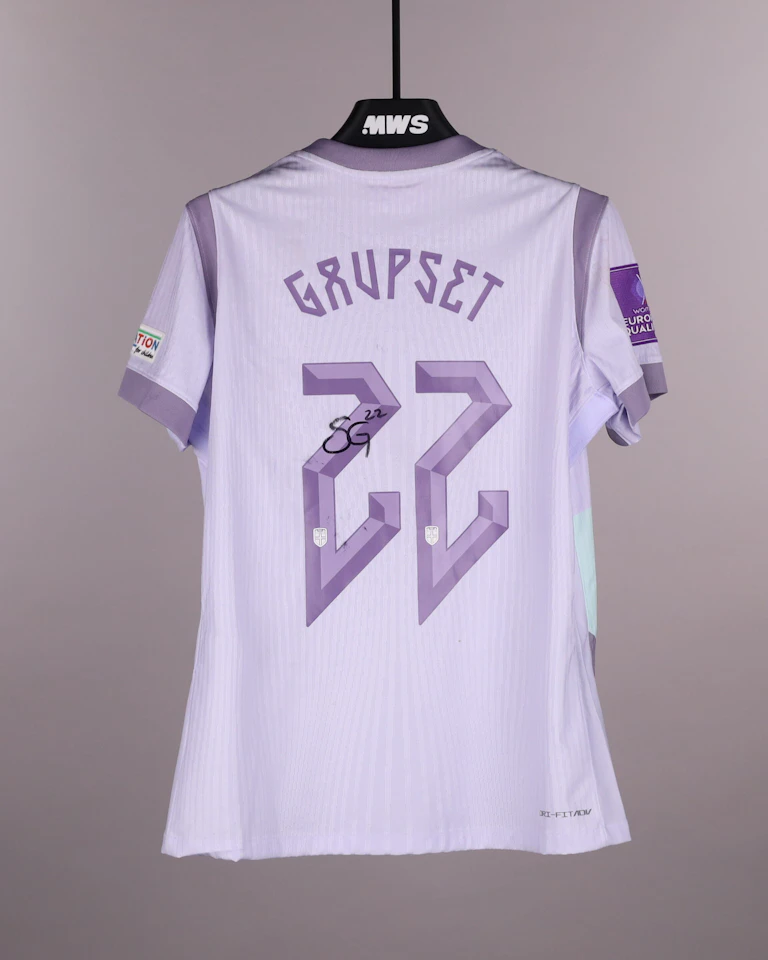 来自Norway W的Signe Gaupset球衣