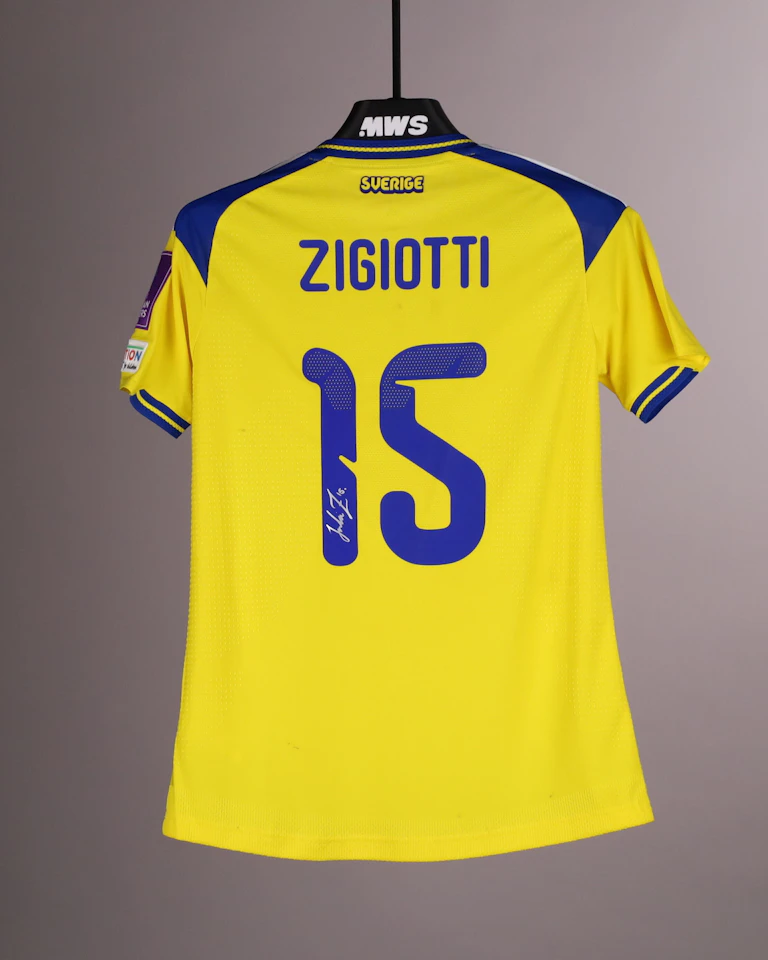 来自Sweden的Julia Zigiotti-Olme球衣