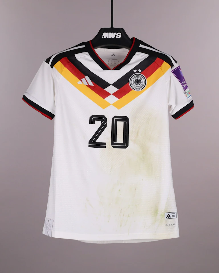 Elisa Senß Germany W shirt