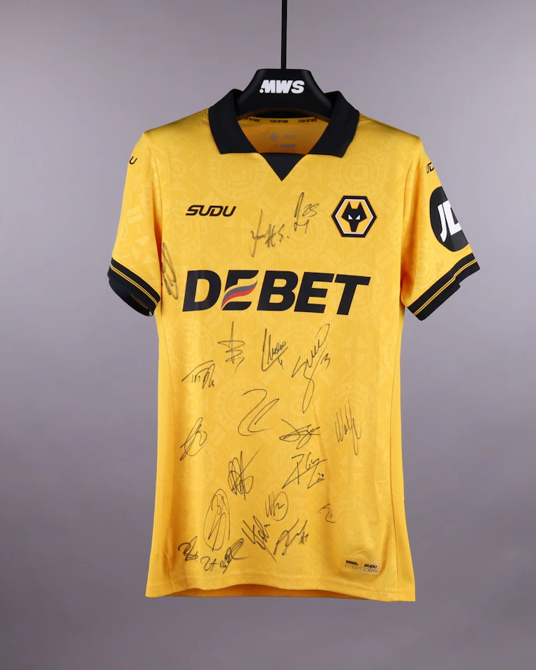 Squad Signed Shirt - 3