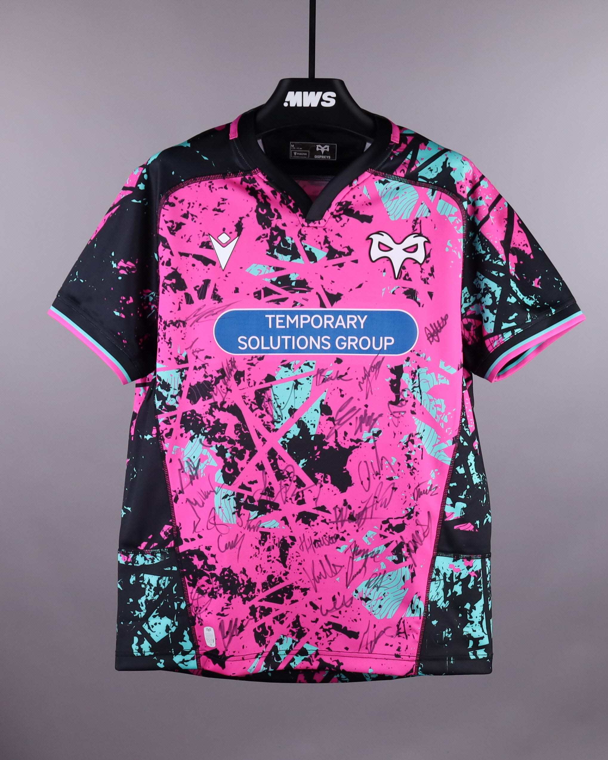 Squad Signed Shirt - 1 | MatchWornShirt