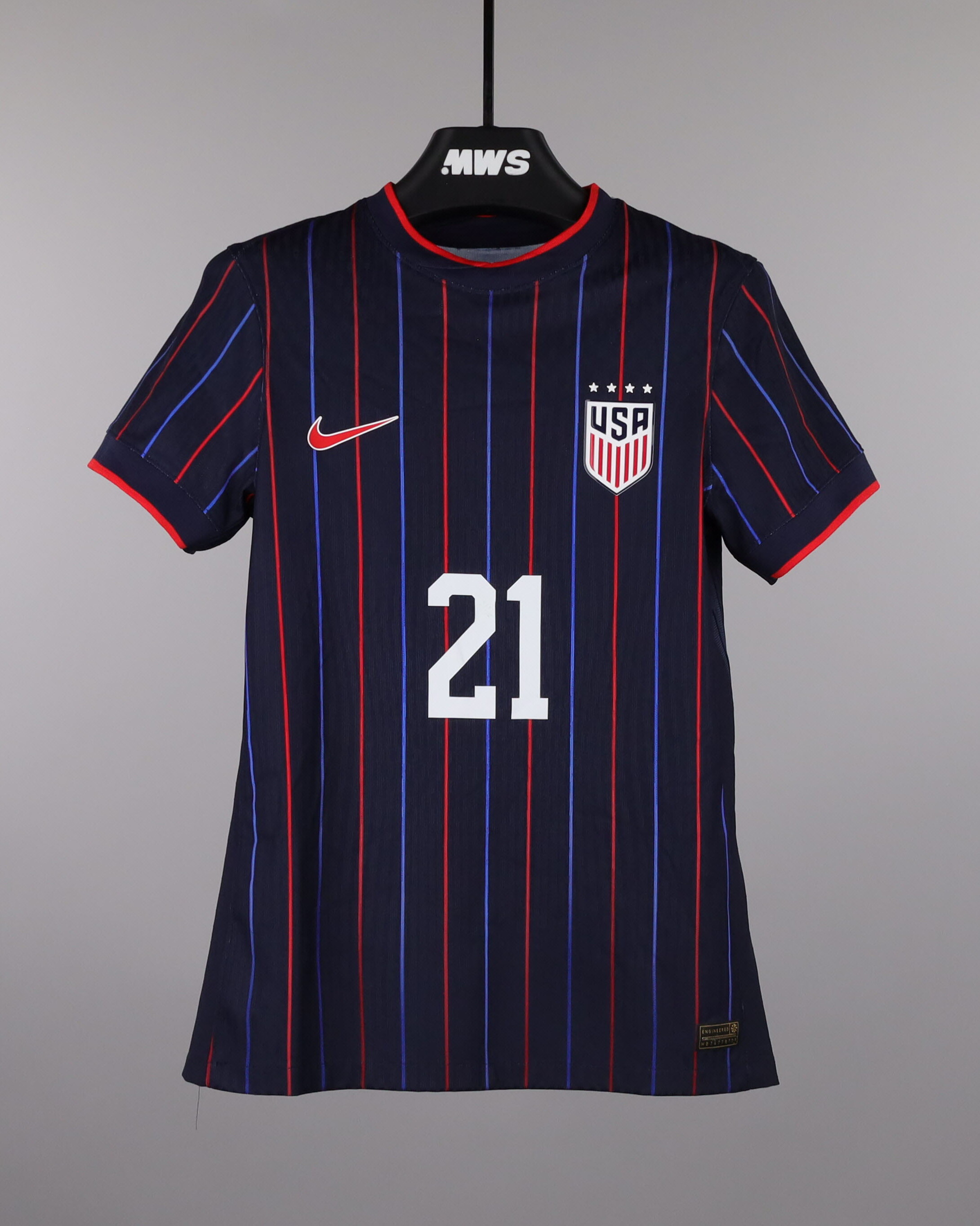 Official アメリカ合衆国 Football Match-Worn Shirts Auctions