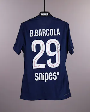 Bradley Barcola Paris Saint-Germain のシャツ