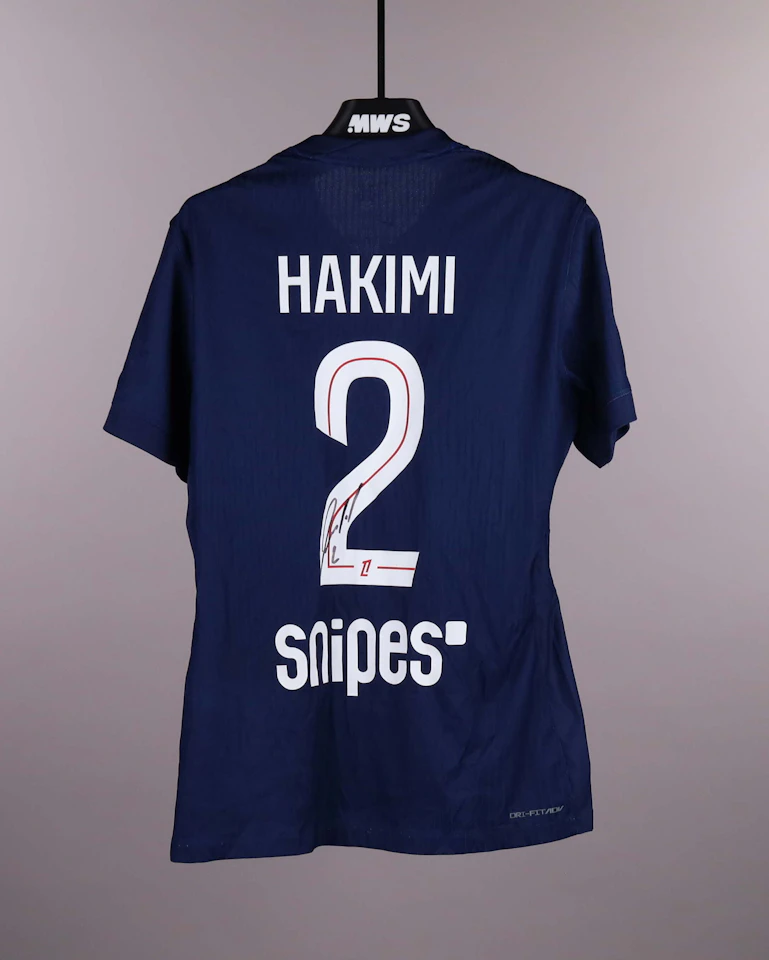 Achraf Hakimi Paris Saint-Germain shirt