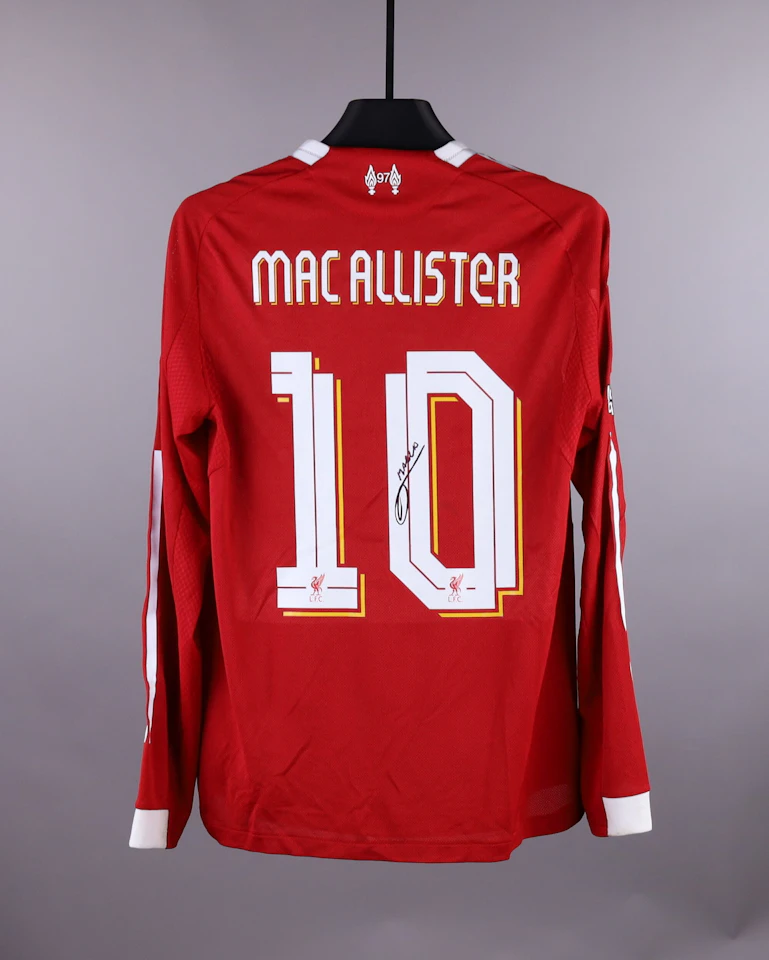 来自Liverpool的Alexis Mac Allister球衣
