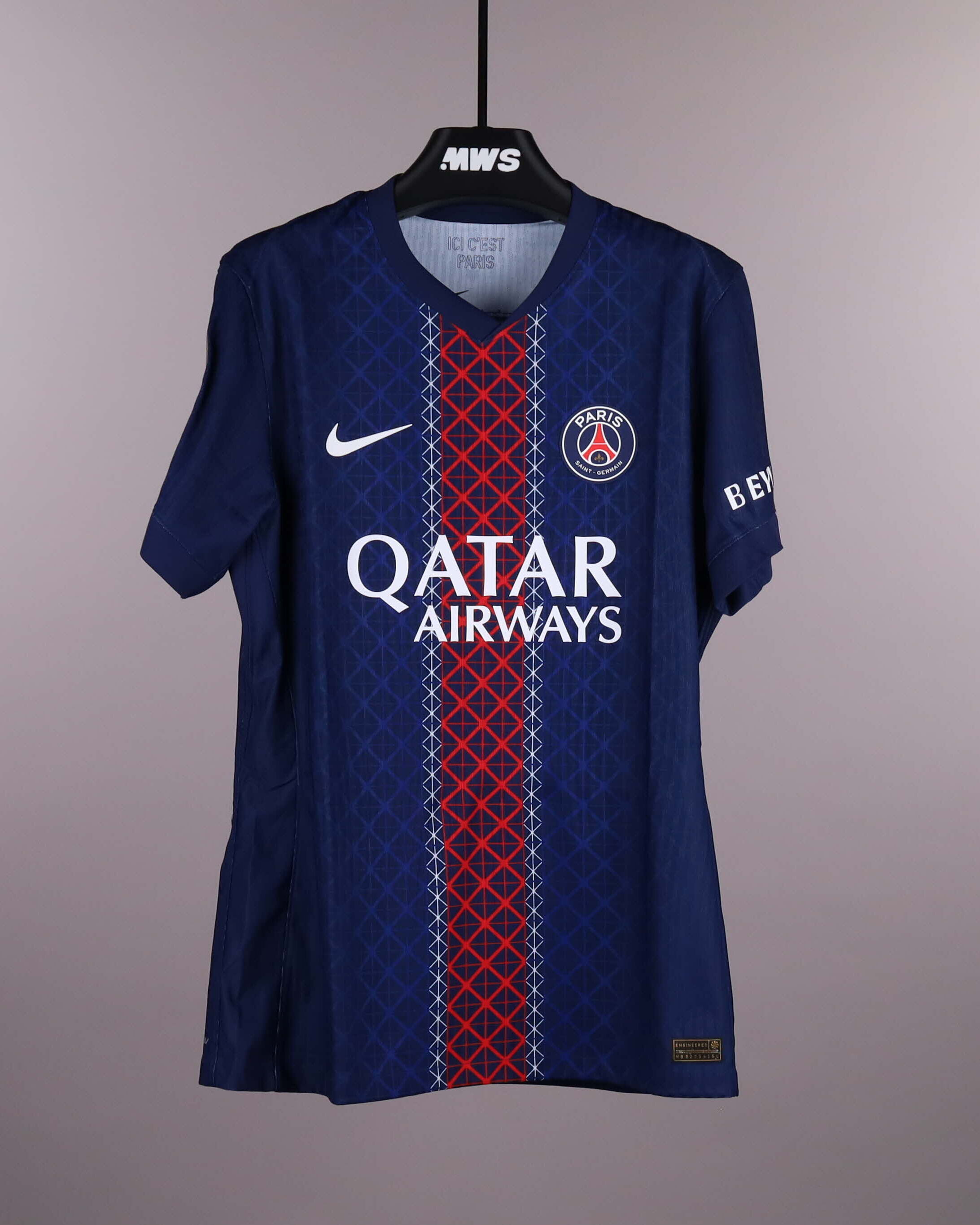 Marquinhos Paris Saint-Germain shirt