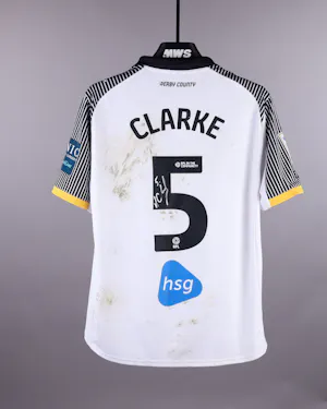 来自Derby County的Matt Clarke球衣