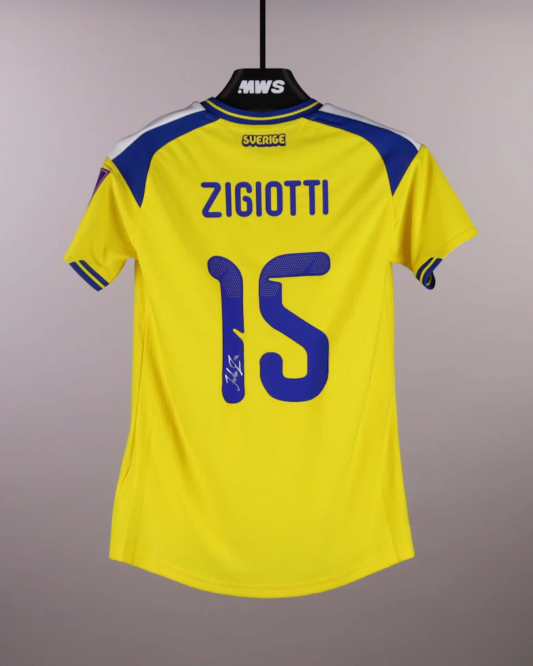 来自Sweden W的Julia Zigiotti-Olme球衣