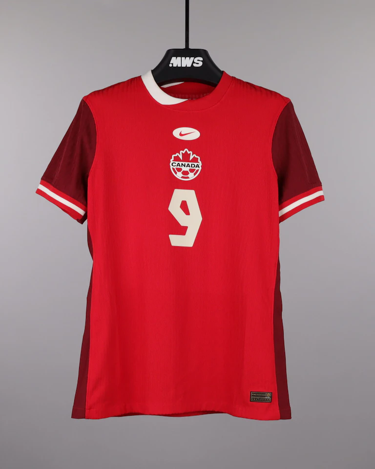 Jordyn Huitema Canada shirt