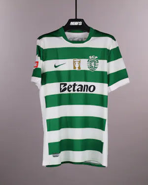 来自Sporting CP的Maximiliano Araújo球衣