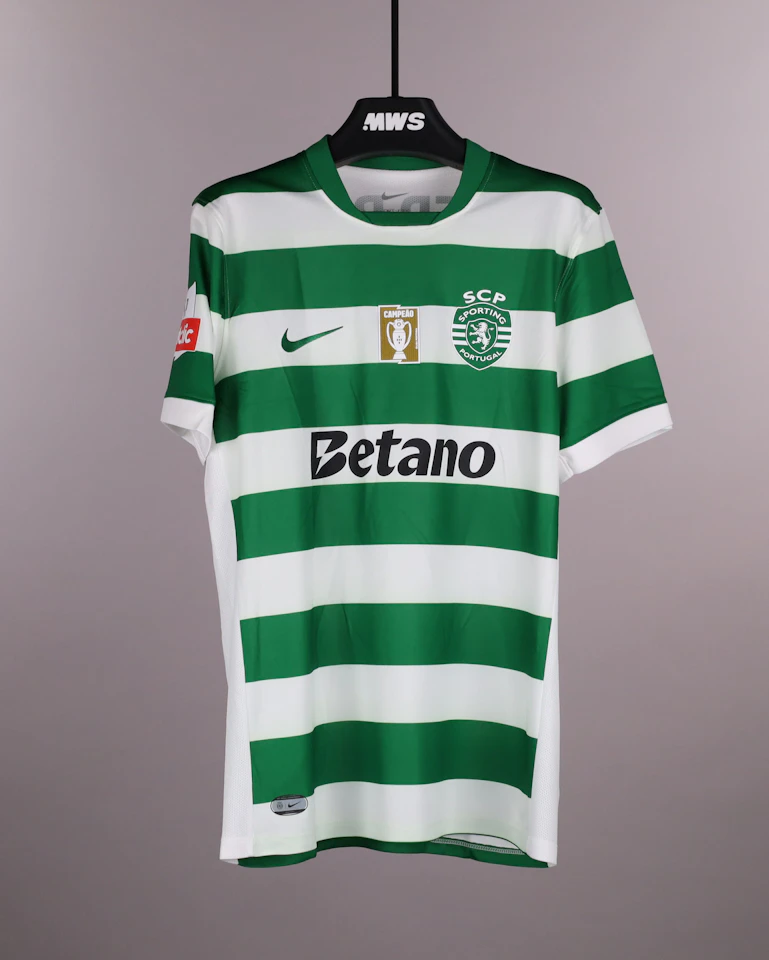 来自Sporting CP的Maximiliano Araújo球衣
