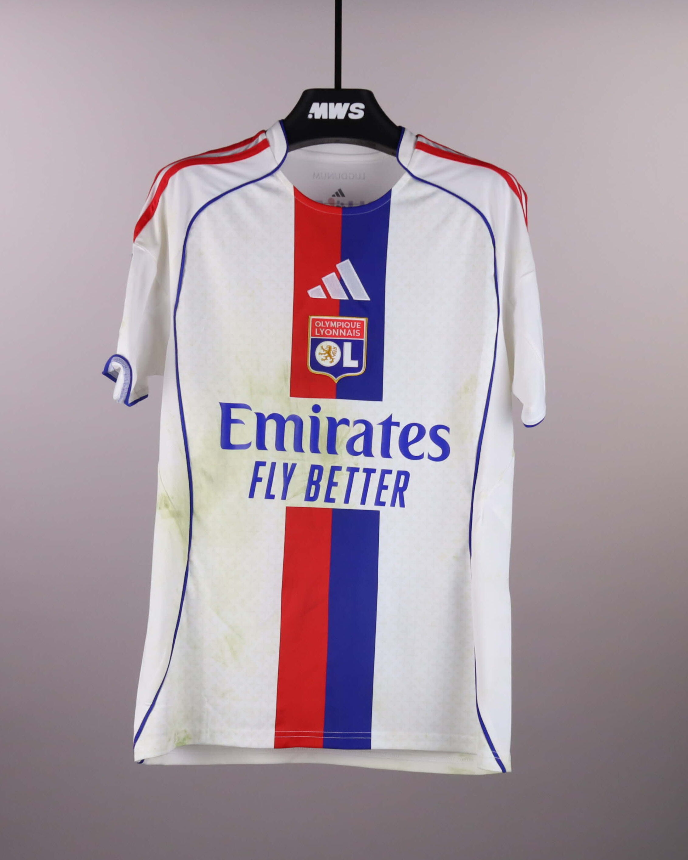 オリンピック・リヨンのユニフォーム | MatchWornShirt
