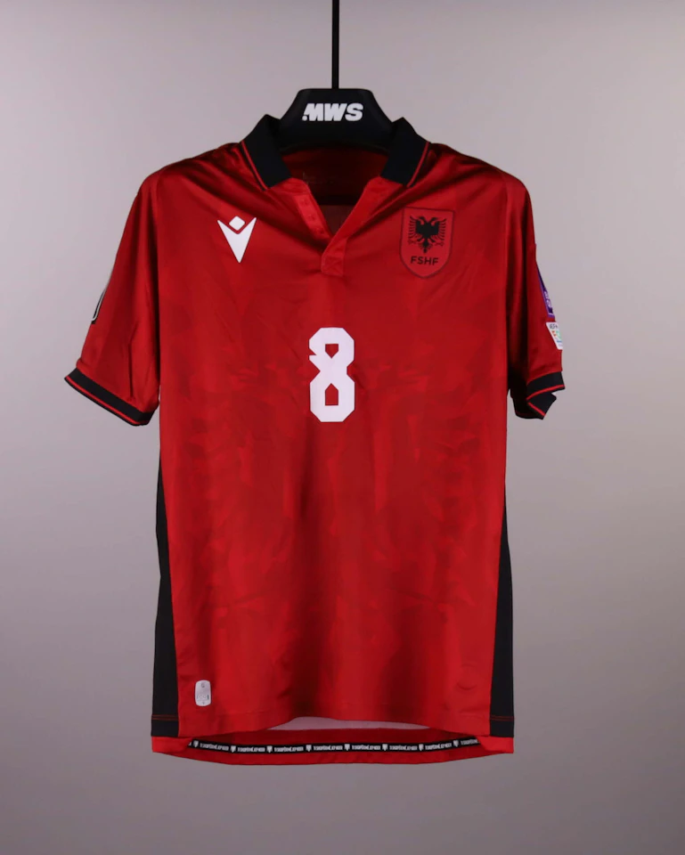 Dilajda Leka Albania camisa.
