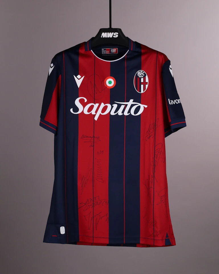 Squad Signed Shirt