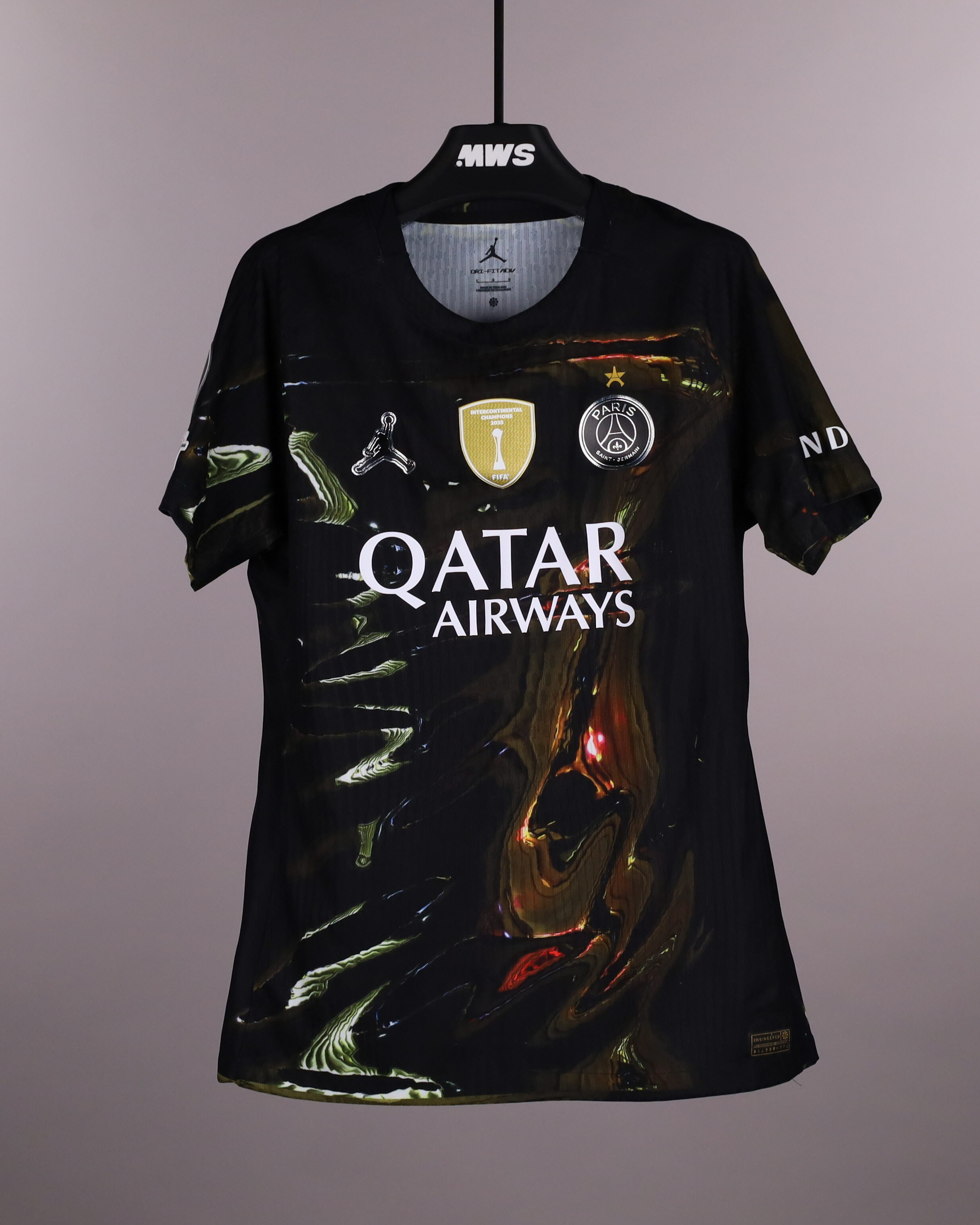 Marquinhos Paris Saint-Germain shirt