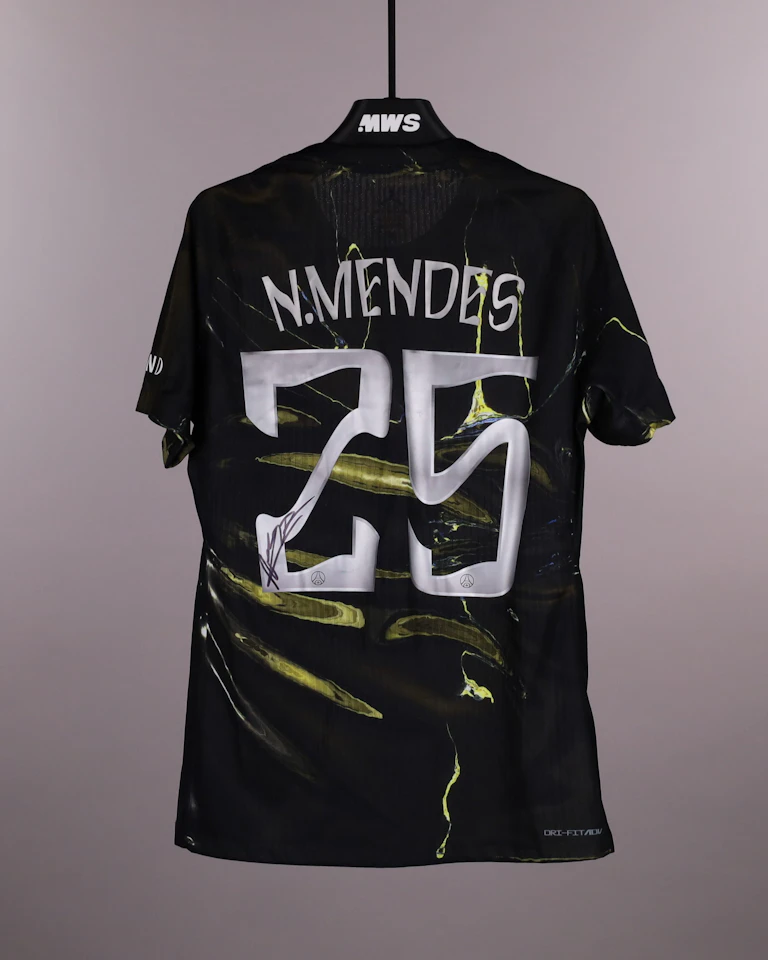 Camiseta Nuno Mendes Paris Saint-Germain